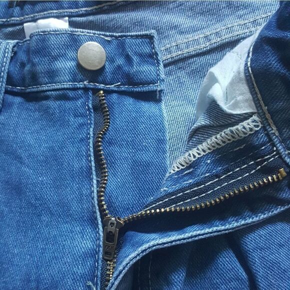 Fashion Nova Day dreaming high rise mom jeans NWT - Picture 5 of 8